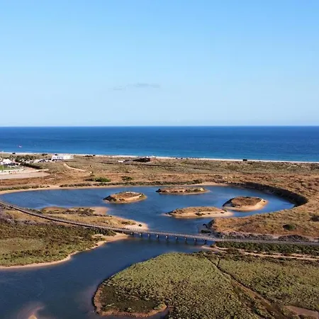 Foz Club - Algarve Гостевой дом Алвор