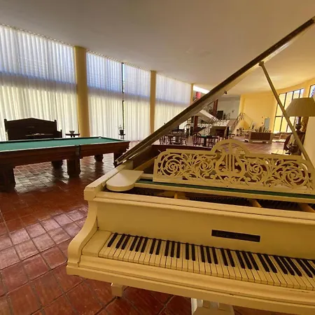 Foz Club - Algarve Гостевой дом 4*