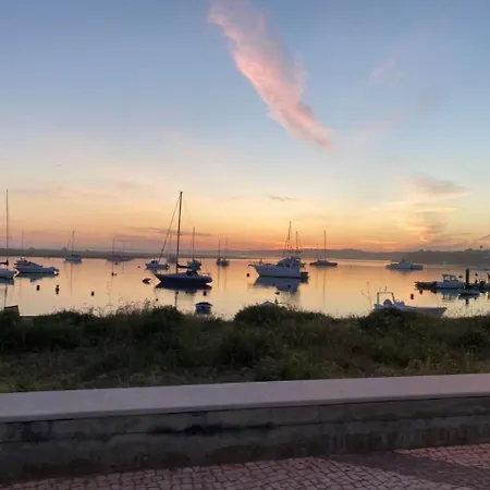 Foz Club - Algarve 4* アルヴォル