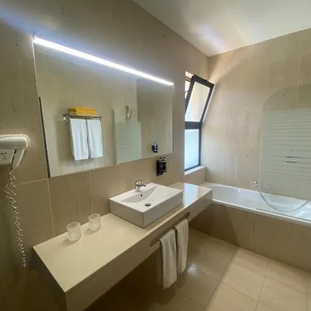 Foz Club - Algarve 4* אלבור