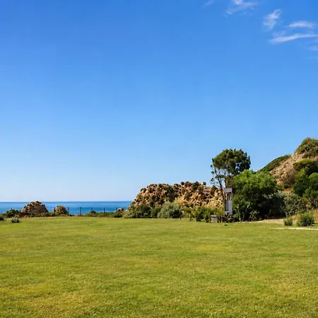 Foz Club - Algarve بيت ضيافة 4*